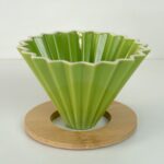 Dripper modelo Origami verde + 50 filtros de papel - Imagen 2